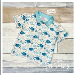 Boys short sleeve shirt Milk silk material. Collar.